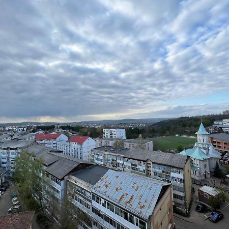 Sunny Luxury Home G. Enescu Suceava Exterior photo
